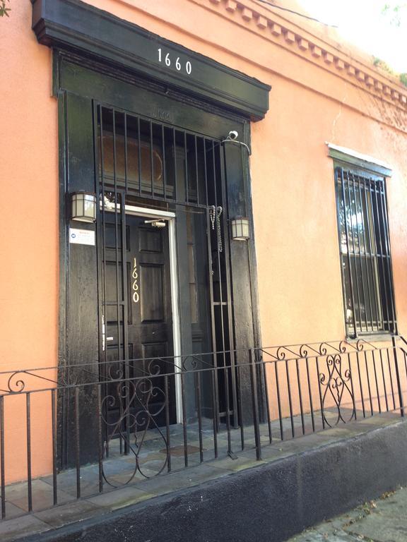 The Garden District House Hostel Ню Орлиънс Екстериор снимка